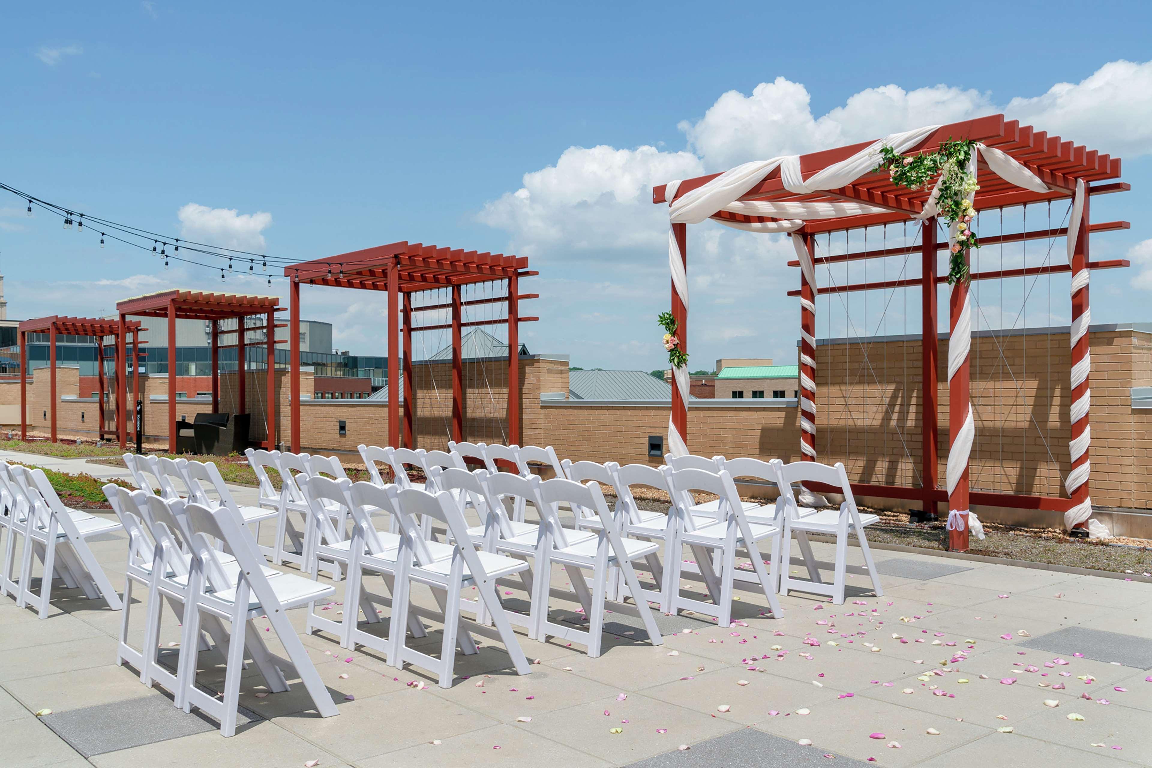 Hilton Garden Inn Alexandria Old Town National Harbor Zewnętrze zdjęcie